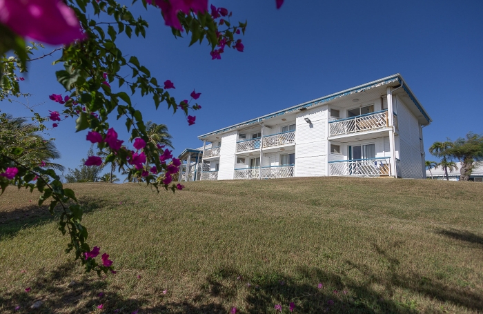 Studio r&eacute;nov&eacute; avec magnifique vue mer et jardins   R&eacute;sidence avec plage et piscine