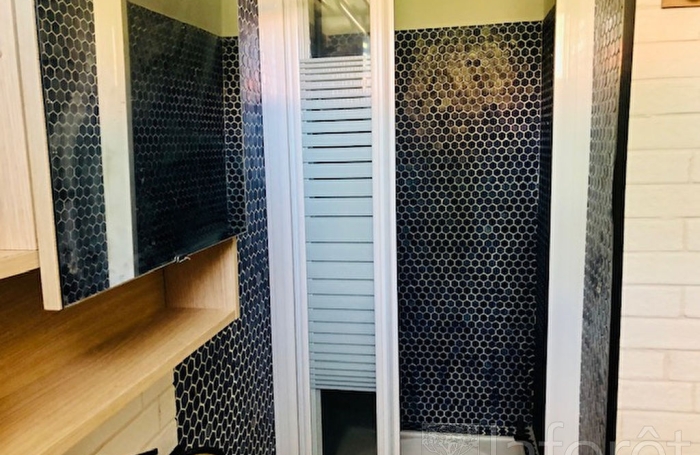 Location Appartement 30m&sup2; 1 pi&egrave;ce Saint Fran&ccedil;ois