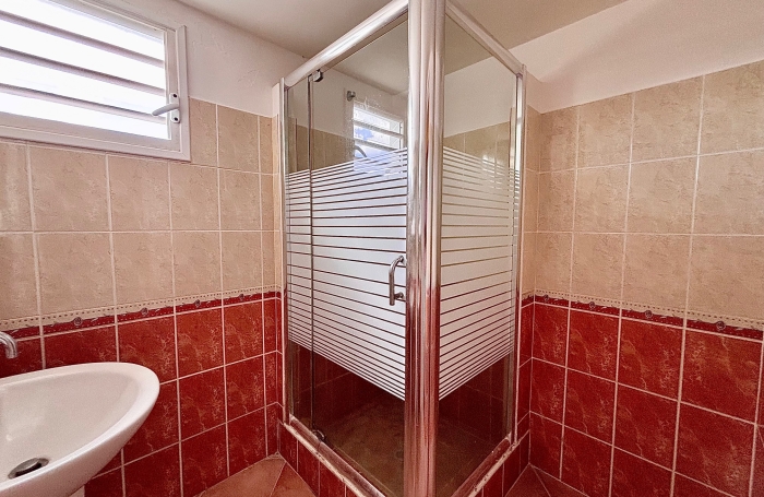 Maison 5 pi&egrave;ces - Le gosier