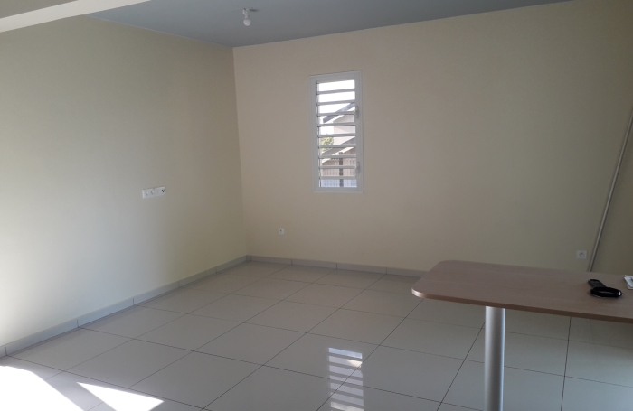 Villa T4 neuve de 75 m2 dans r&eacute;sidence neuve