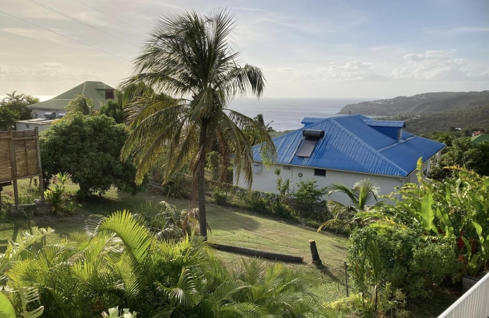 Vue mer | Piscine | Terrasse couverte -Villa T4 au Poirier, Bouillante