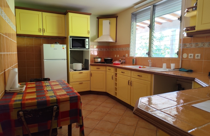 Vue mer imprenable   Maison familiale au c&oelig;ur d&rsquo;Acomat, Pointe-Noire