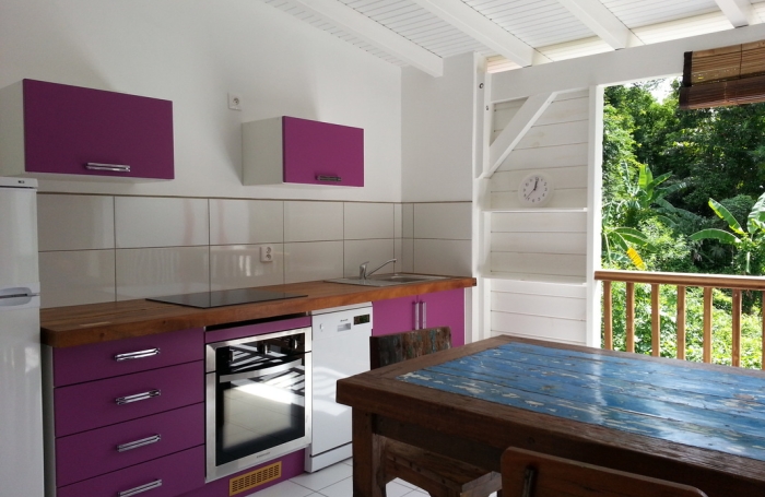 T1 avec mezzanine, terrasse    Id&eacute;al investissement &agrave; Bouillante