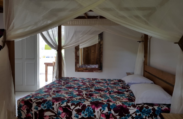 T1 avec mezzanine, terrasse    Id&eacute;al investissement &agrave; Bouillante