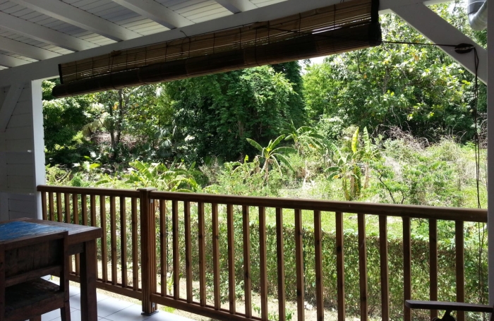 T1 avec mezzanine, terrasse    Id&eacute;al investissement &agrave; Bouillante