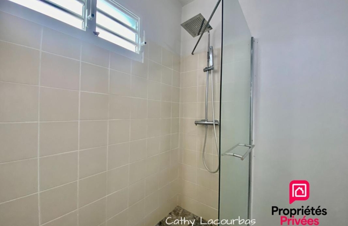 Vente Appartement 76.35m&sup2; 3 pièces Petit-Bourg