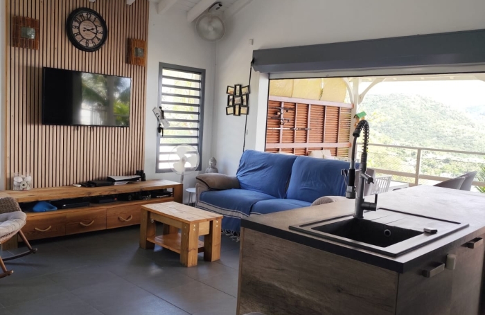 Bouillante   Villa recente avec vue mer   Cadre recherch&eacute; et paisible