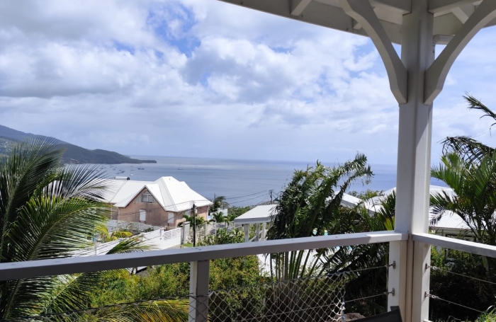 Bouillante   Villa recente avec vue mer   Cadre recherch&eacute; et paisible