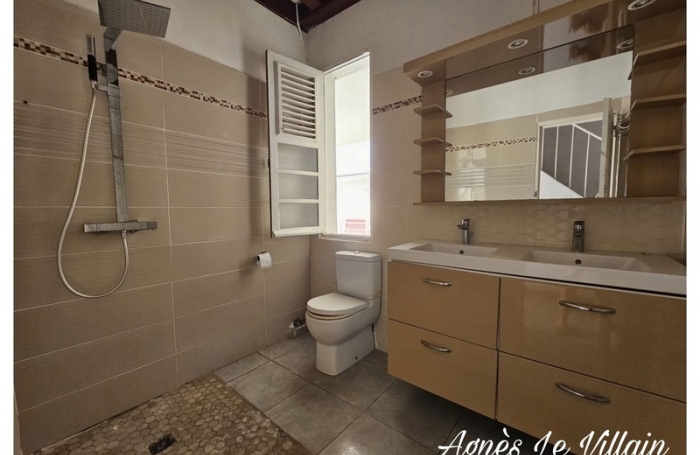 Vente Maison 240m&sup2; 7 pièces Trois Rivi&egrave;res