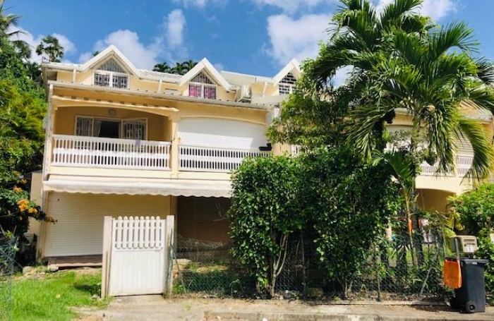 Location Appartement 51.14m&sup2; 1 pièce Les Abymes