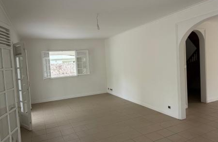 Location Maison 180m&sup2; 5 pièces Baie Mahault