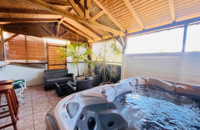 Vente Immeuble 389m&sup2; 16 pièces Sainte Anne