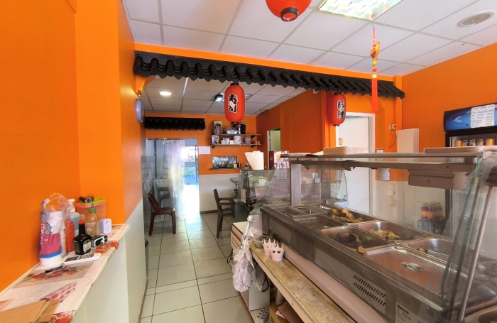 LOCATION Local commercial Sainte-Rose id&eacute;al pour un restaurant