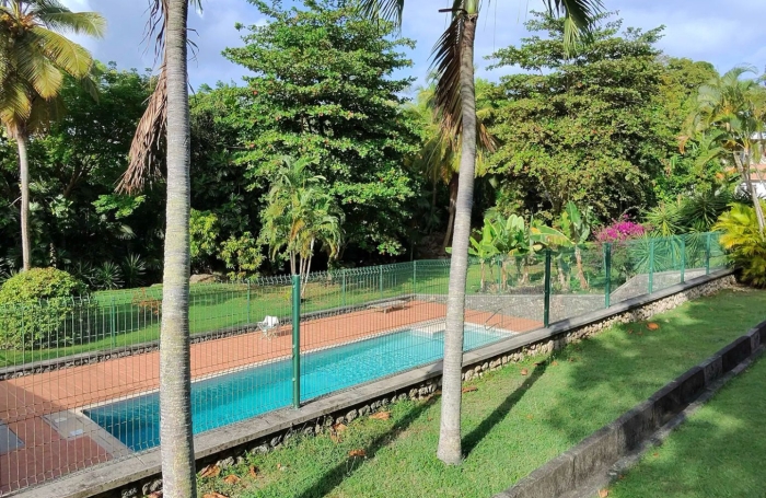 Spacieux T3 meubl&eacute; vue mer