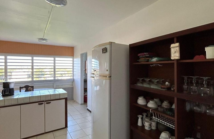 Spacieux T3 meubl&eacute; vue mer