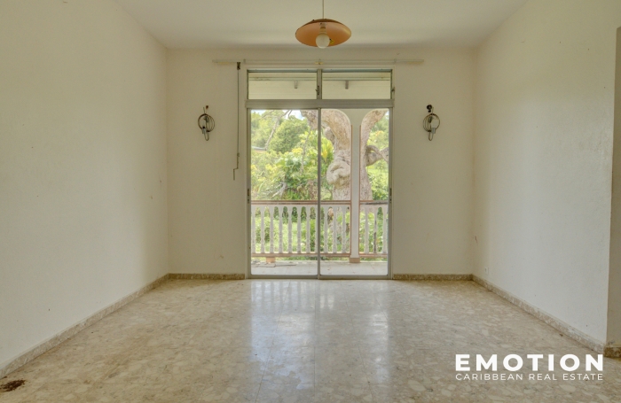 Villa &agrave; T9   &Agrave; R&eacute;nover - Fort potentiel   420 m2 - 2 600 m2 de terrain