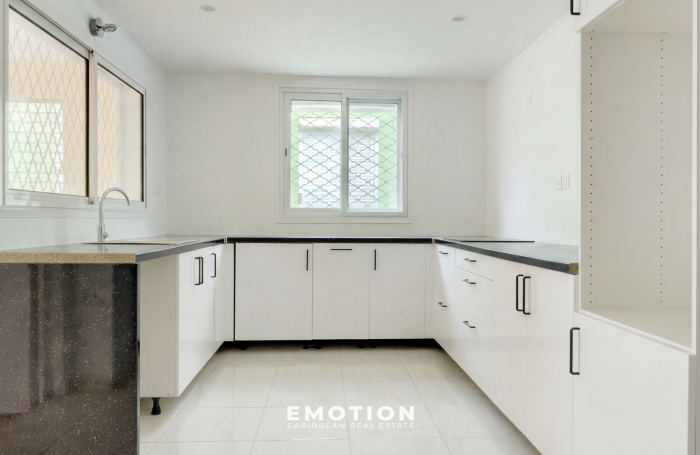 Maison Mitoyenne de 136 m2 - CAPESTERRE BELLE EAU