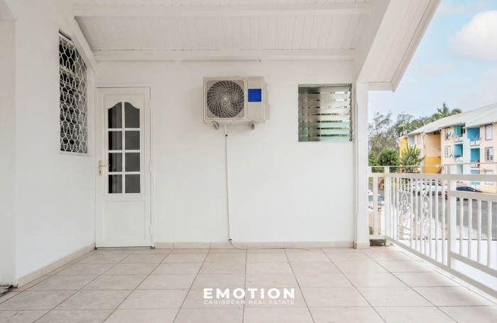 Maison Mitoyenne de 136 m2 - CAPESTERRE BELLE EAU