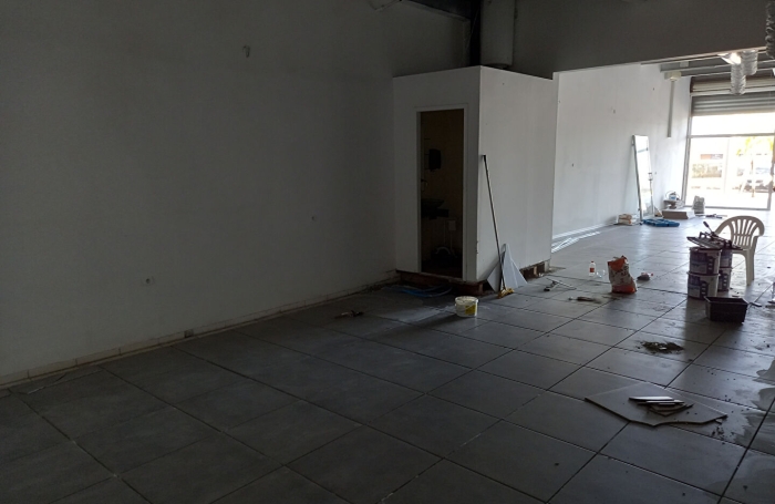 Location Entrepot 200m&sup2; Baie Mahault