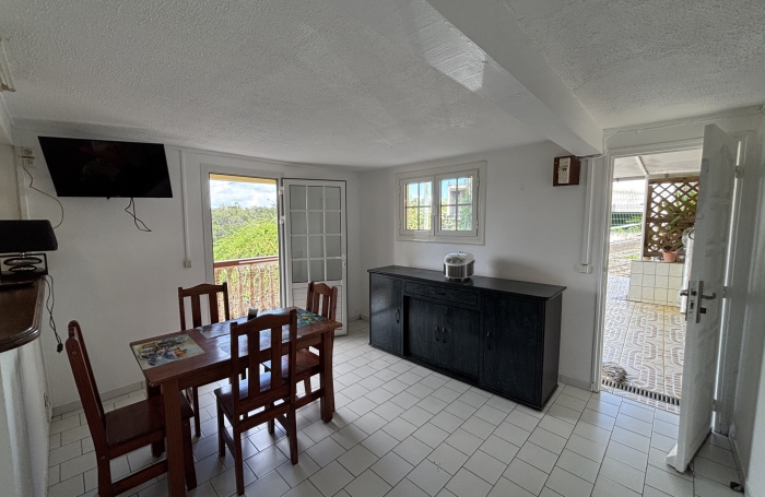 A LOUER - T3 en rez-de-villa   Secteur labouaye au Gosier