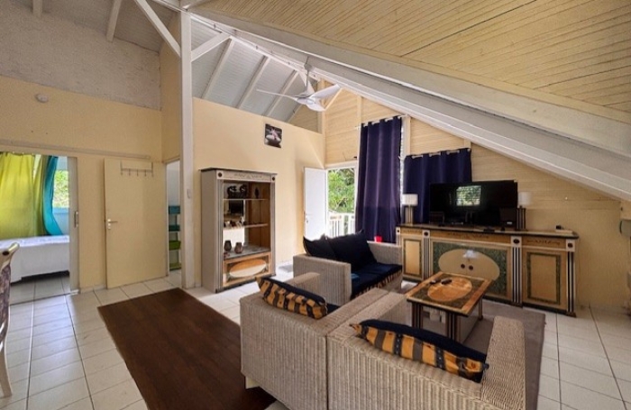 Maison en location 950 &euro; par mois avec terrasse &agrave; Petit-Bourg