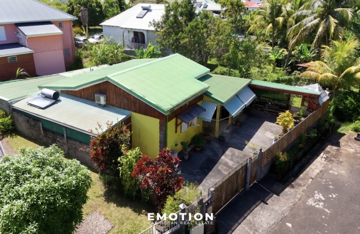 Maison 143 m2   3 CH + garage LE LAMENTIN