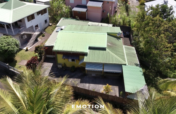 Maison 143 m2   3 CH + garage LE LAMENTIN