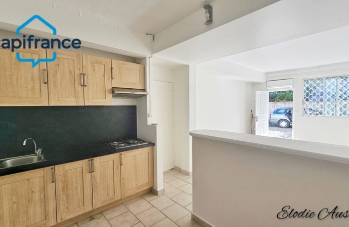 Vente Appartement 47m&sup2; 2 pièces Les Abymes