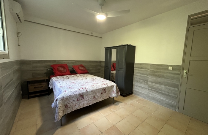 Bas de villa &agrave; Sainte-Rose