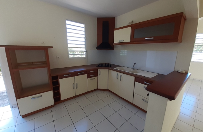 VILLA T4 (138m2) - 97160  LE MOULE