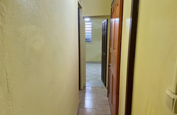 LOCATION NON MEUBL&Eacute;E SUR SAINTE-ROSE