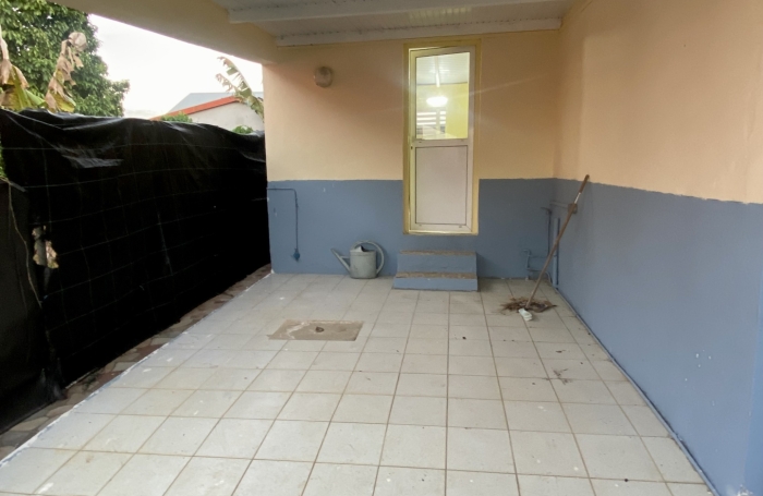 LOCATION NON MEUBL&Eacute;E SUR SAINTE-ROSE