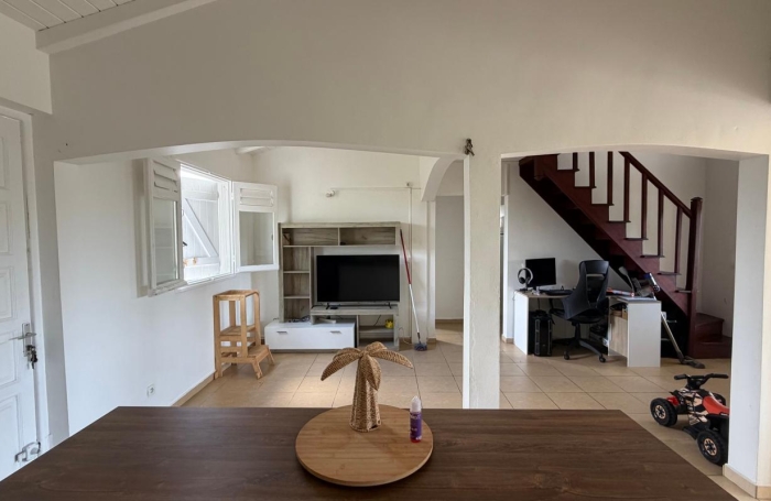 Location Maison 97190