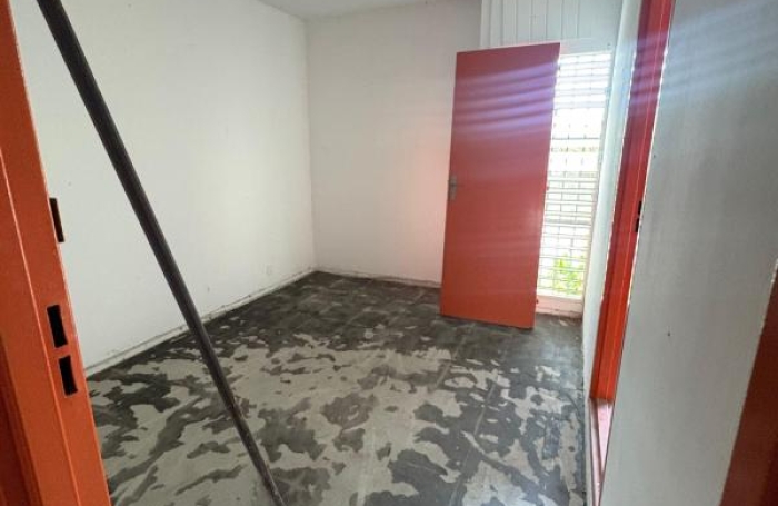 Vente Appartement 48.03m&sup2; 3 pièces Les Abymes