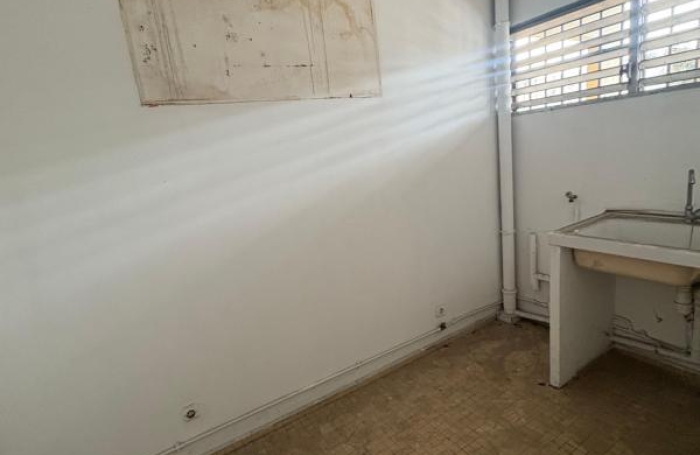 Vente Appartement 48.03m&sup2; 3 pièces Les Abymes