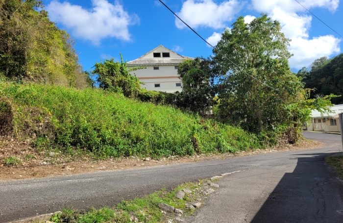 &Agrave; saisir ! Terrain constructible dans quartier pris&eacute; de Dugazon