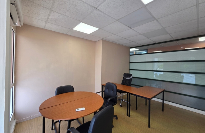 Location Local commercial 14m&sup2; 1 pièce Baie Mahault