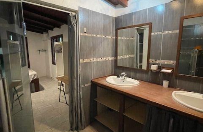 Vente Maison 151.71m&sup2; 8 pièces Gosier