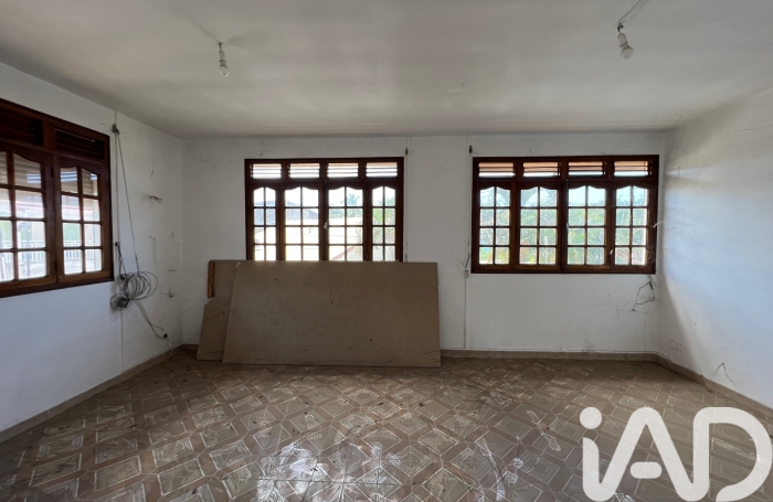 Vente Maison 144m&sup2; 8 pièces Baillif