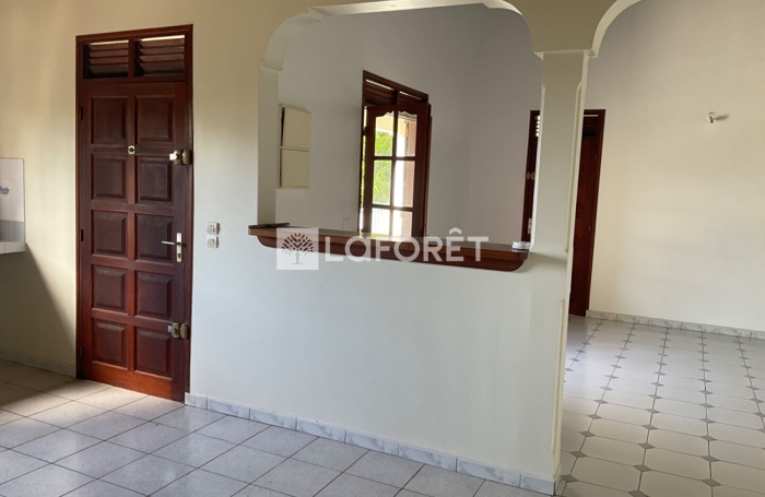 Location Maison 110m&sup2; 4 pi&egrave;ces Trois Rivi&egrave;res