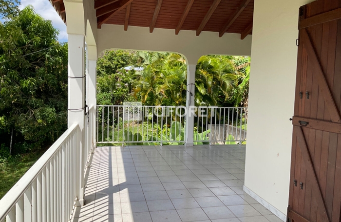 Location Maison 110m&sup2; 4 pi&egrave;ces Trois Rivi&egrave;res