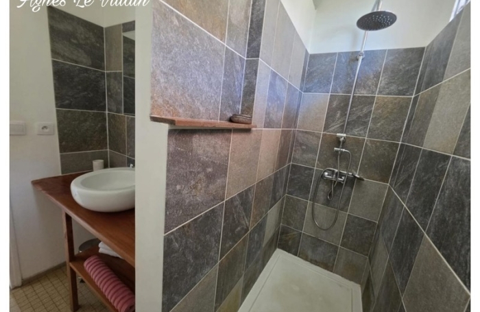 Vente Maison 66m&sup2; 4 pièces Bouillante