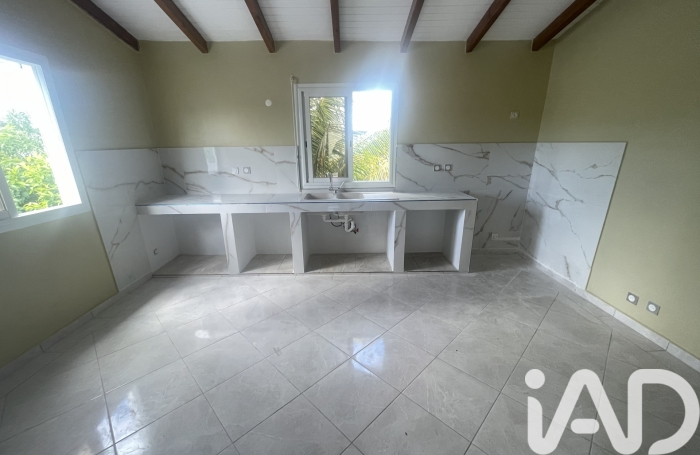Location Appartement 82m&sup2; 3 pièces Morne &agrave; l'eau