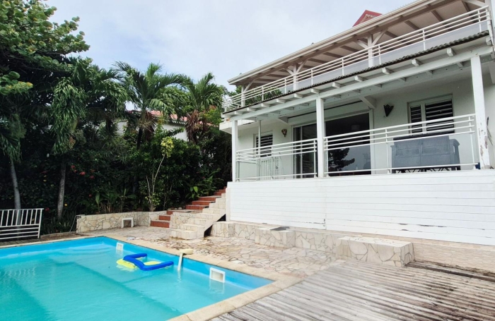 Location Maison 110.94m&sup2; 7 pièces Bouillante