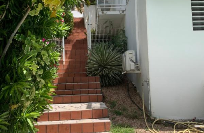 Location Maison 110.94m&sup2; 7 pièces Bouillante