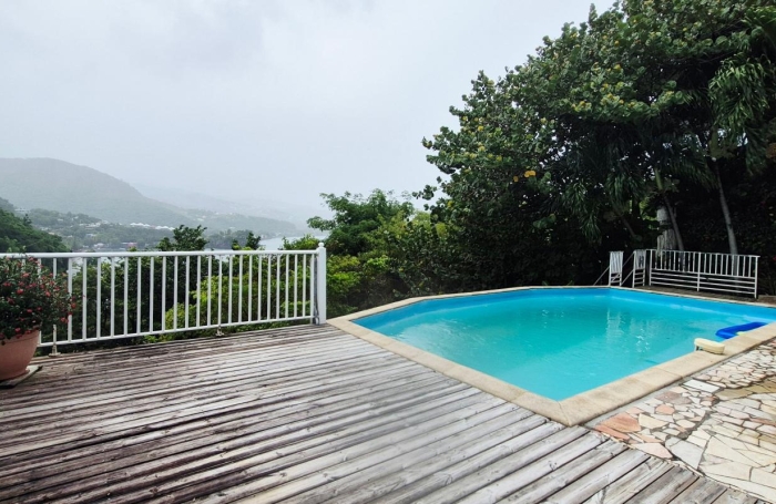 Location Maison 110.94m&sup2; 7 pièces Bouillante