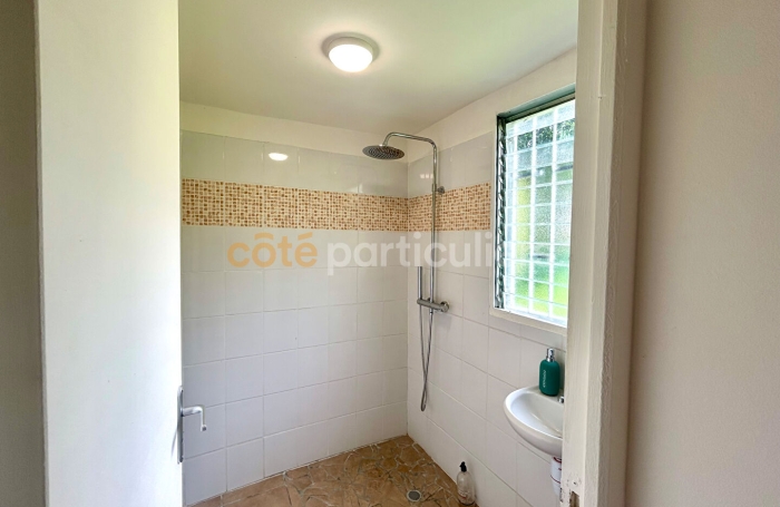 Vente Maison 91m&sup2; 5 pi&egrave;ces Sainte Rose