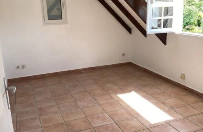 Location Maison 80m&sup2; 3 pièces Saint Fran&ccedil;ois