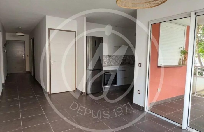 Vente Appartement 56.56m&sup2; 3 pièces Le Moule