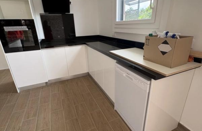 Location Maison 154m&sup2; 4 pièces Les Abymes